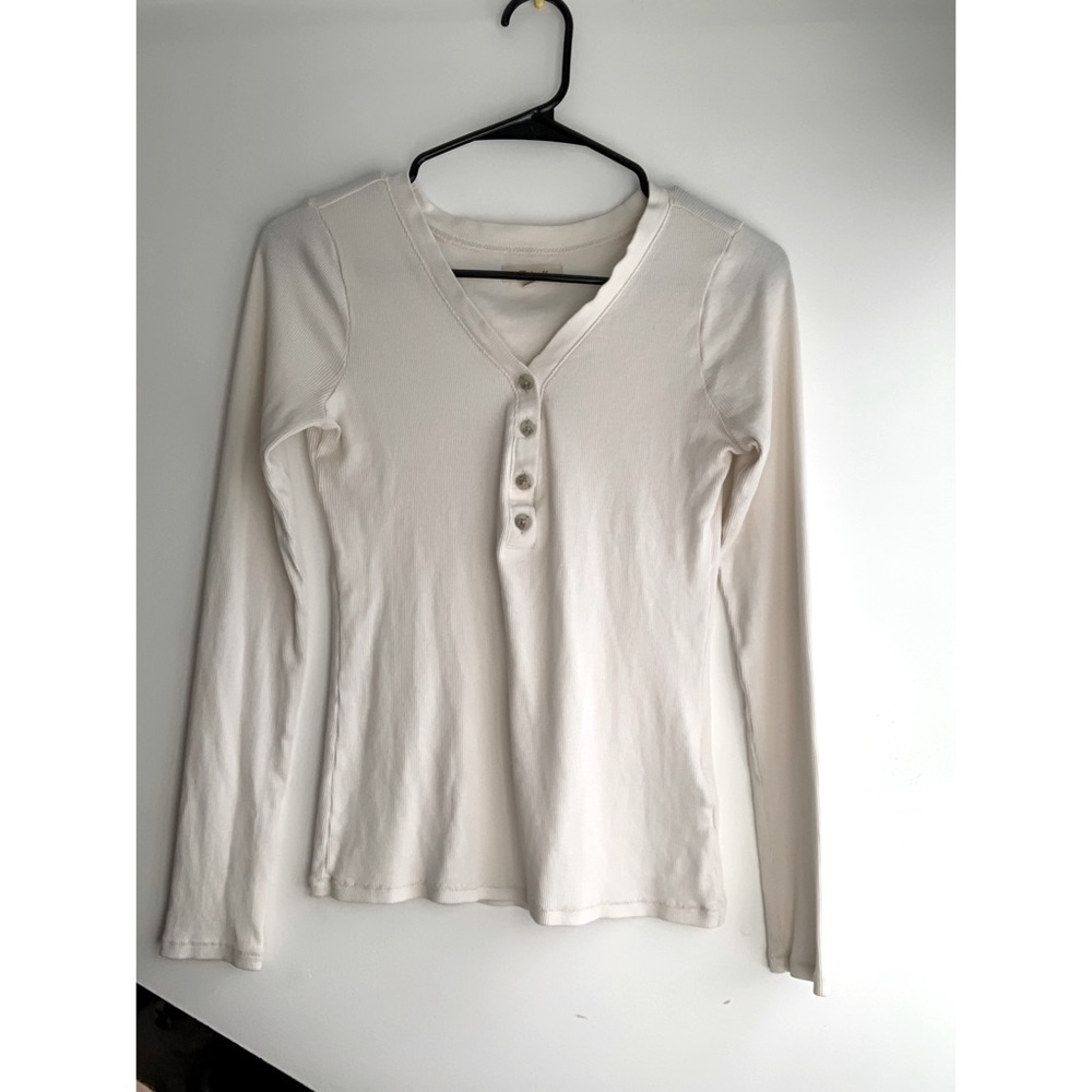 Madewell Button V-Neck Off-White Women’s Long Sleeve Cute Spring Summer Shirt🌷